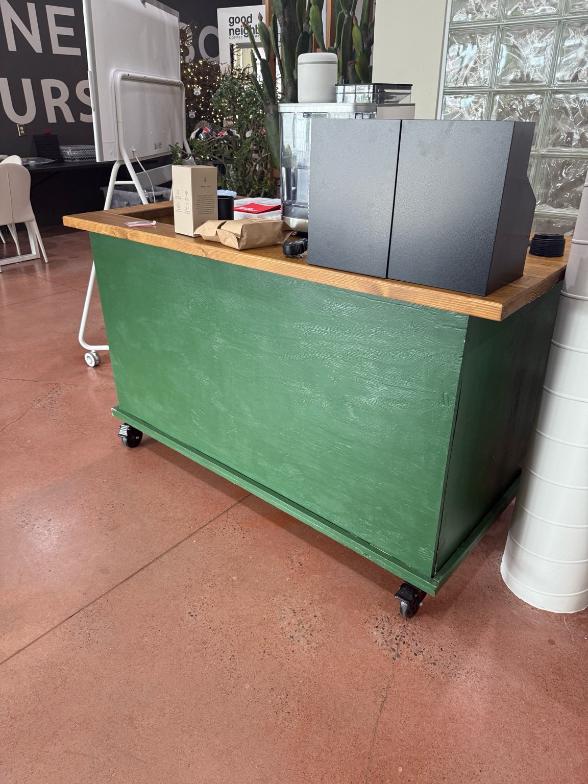Good Neighbor Coffee cart before transformation detail